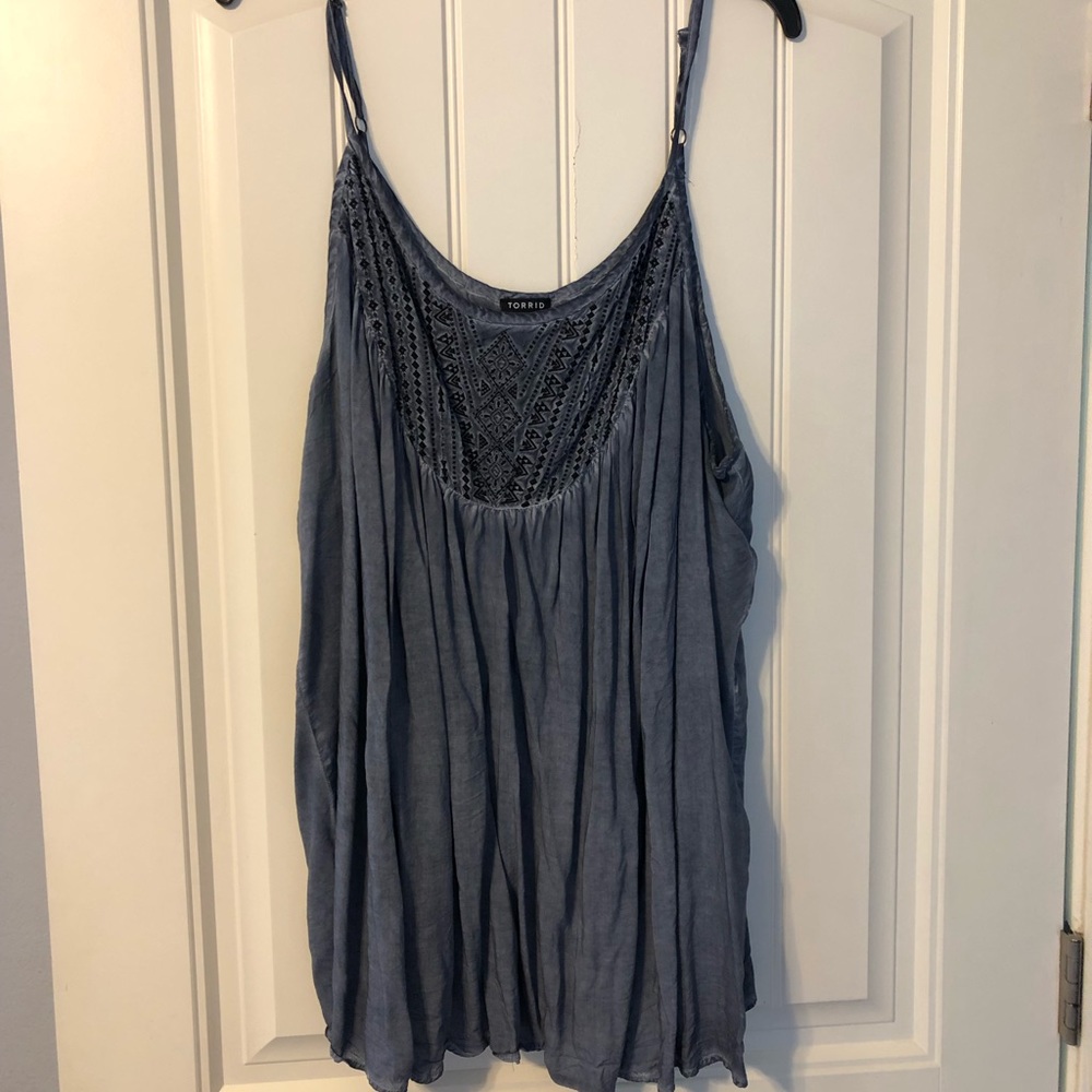Torrid Size 4 Tank